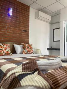 Rhythm Transit Hotel - Near Airport