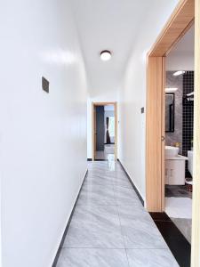 celestial three bedroom apartment with swimming pool, equipped gym ample parking space children playing ground and amazing scenic views