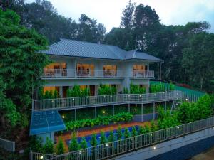 Ice Cloud Munnar Pool Resort