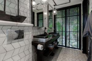 Villa Kram 4BR Luxury Sea View Villa