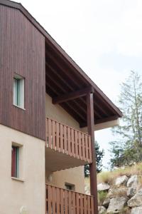 Altitude 1642 - T2 avec balcon & piscine à Font-Romeu