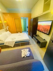 232 1br big balcony 2 queen size 1-sofa bed 1single extra mattress