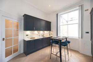 Stunning Modern Marylebone Flat near to Hyde Park - Pass the Keys