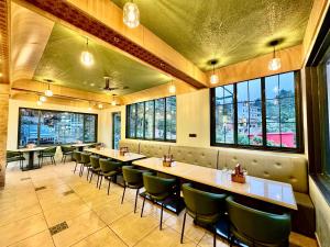 Majestic Mountain View