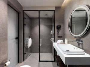 Mercure Chandigarh Tribune Chowk