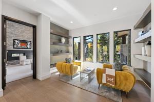 All Inn at The Colony