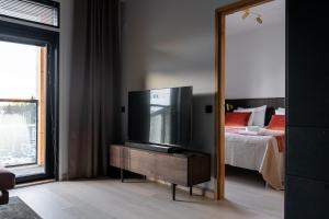 Le Chalet Lingonberry D6 Ski-in Ski-out by Aavalevi