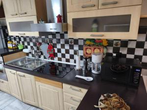 AmaTan Cairoli 32-Ampio Trilocale Parco Valentino Torino Centro