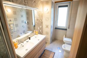 B&B in Salerno City Center - Vacation Apartment near the Train Station & Top Salerno Attractions