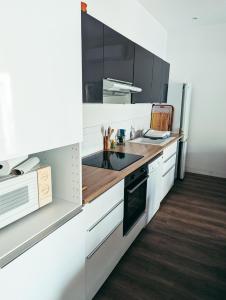 Le Mas de la Palmeraie - Appartement dans propriété privée au calme avec piscine et tennis