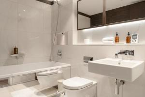 Luxury Covent Garden Stay with Outdoor Terrace