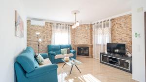 Villa Atienza El Gastor by Ruralidays