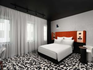 TRIBE Budapest Airport