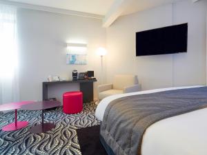 Hotels Kyriad Paris Ouest - Bezons La Defense : Chambre Double