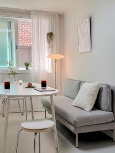 Gangnam Samseong Residence Near COEX & KSPO, 5-Min Walk to Subway, 5 Beds