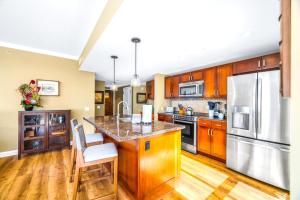 Honua Kai Konea 2 Free Rental Cars KBM Resorts Wrap Around Lanai 2 Units 5 Bedrooms ML-1409