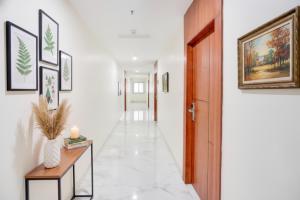 FabHotel Radha Rani Residency