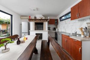 House IVA Nedešćina with swimming pool - 7 persons