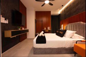 7-10mins subang airport premium luxury studio 2pax