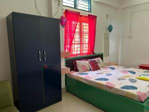 Not Hotel California