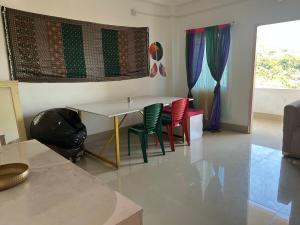 Not Hotel California