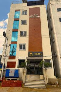 Mio Business Hotel in Madhapur with 24 Hours Stay