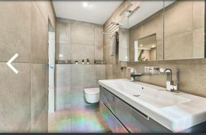 First occupancy modern apartments 2 for rent