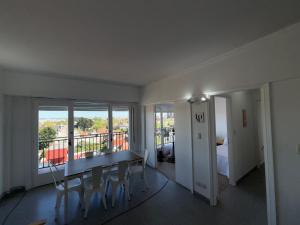 Departamento 4 ambientes en Playa Grande con cochera