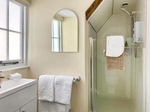 The Yeomans Cottage, Eastbridge Hospital