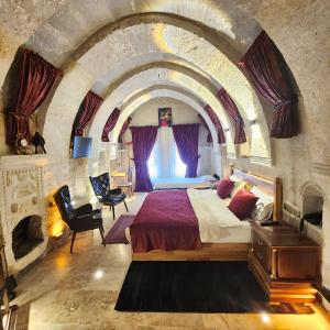 Memories Cave House Adults Only Plus 12