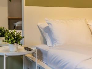 98 Aparthotel - Botanique 1