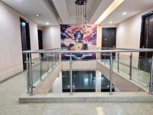 Stays - Golf Course Road