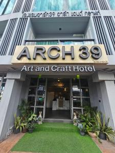 Mandalar Arch 39 Hotel