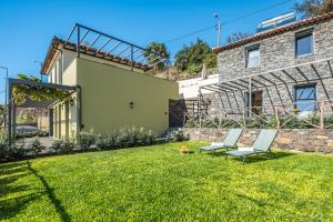 New Modern Studios Ocean View