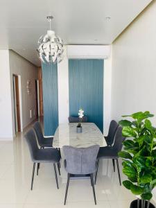 Sunset Residences 3BR, Pool & Beach Cosita Rica