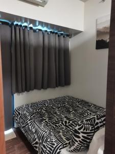 "Meets Calm Cozyy Getaway"