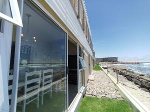 Beachfront Family Luxury Rental