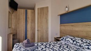 Seal Bay Retreat, West Sands Holiday