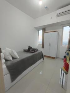 Orchard Tower with Netfix by AquHome