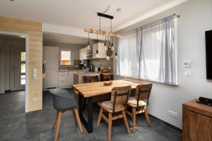 FH HarzHirsch - Kamin, Sauna, Bettwäsche, Kurtaxe inklusive