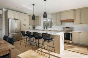 Chalet a Samia - Spa, luxury, Jay Peak view