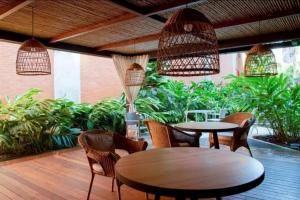 Beach, Pool, Sauna, View!