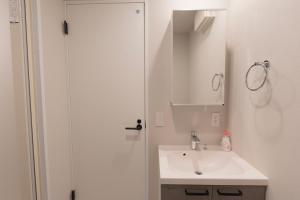 浅草駅徒歩圏 交通至便 浅草寺雷門近く 観光 ショッピング グルメ拠点 Qs