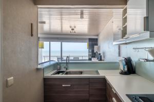 BEL AIR HOLIDAY - Cosy Studio with Amazing Seaview T6