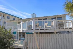 #1 18th Street Upper