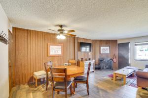 Walk to Giant Steps Ski Lift! Mtn Condo with Hot Tub