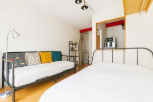 203 Modern Comfort in Shinjuku Triple Station Access Free Wi-Fi