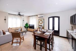 Apartment Calle La Ronda At Las Catalinas