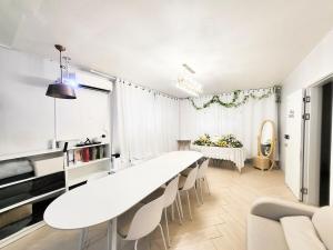 Gangnam 1min-Cozy Studio-Netflix-dodo house102