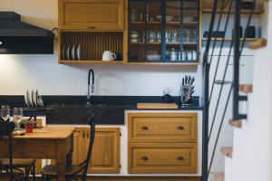 Historic Villa With Pool In Umbrian Hills